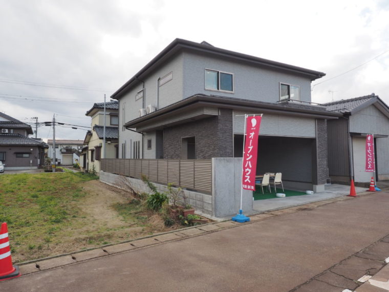 ちょうど良い距離感が心地よい二世帯の家。／ 燕市 ／ K 様邸・新築